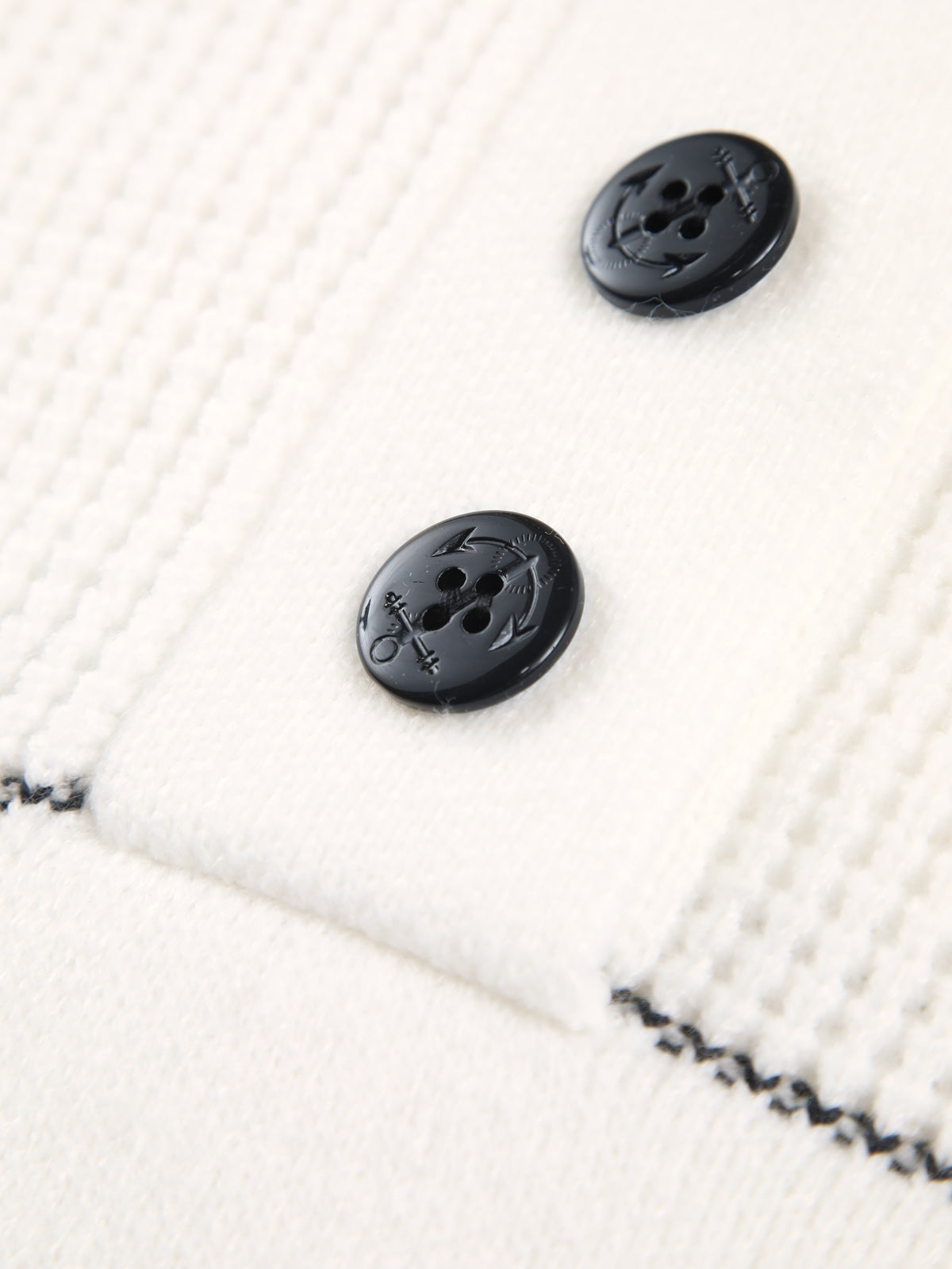 Mia | Sweater With Open Collar and Buttons