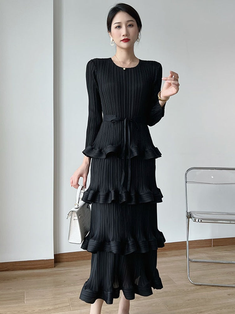 Flounce Pleated Dress Threads & Bond