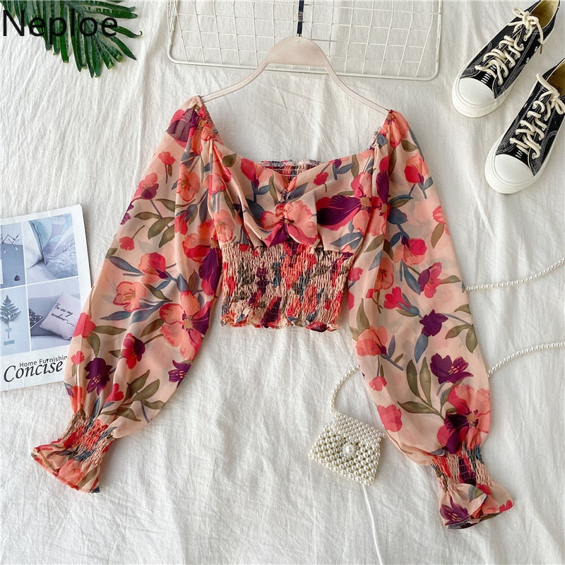 Retro Chiffon Top Threads & Bond