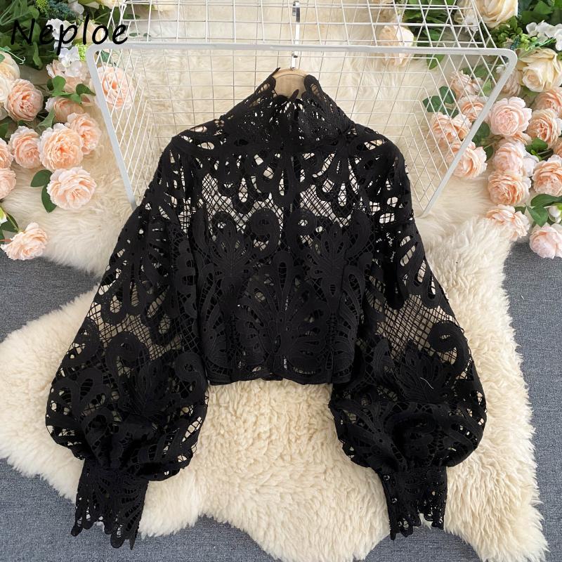 Hollow-out Designer Blouse Threads & Bond