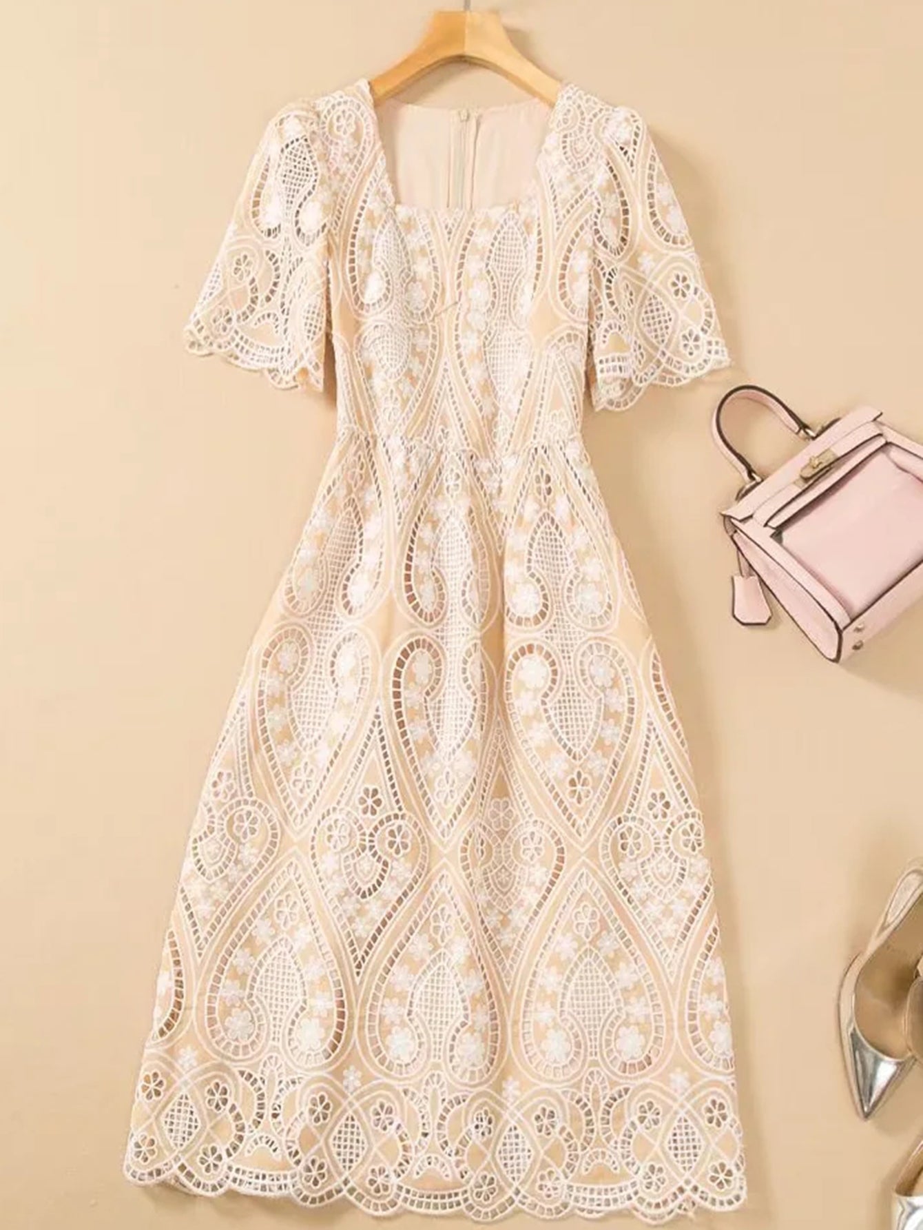 Sara Dress Threads & Bond