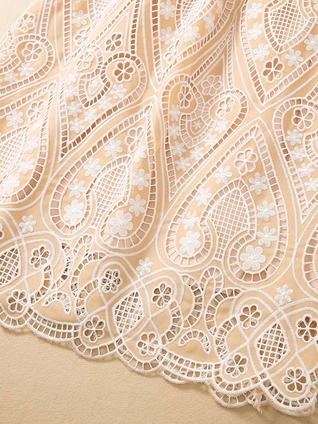 Sara Dress Threads & Bond