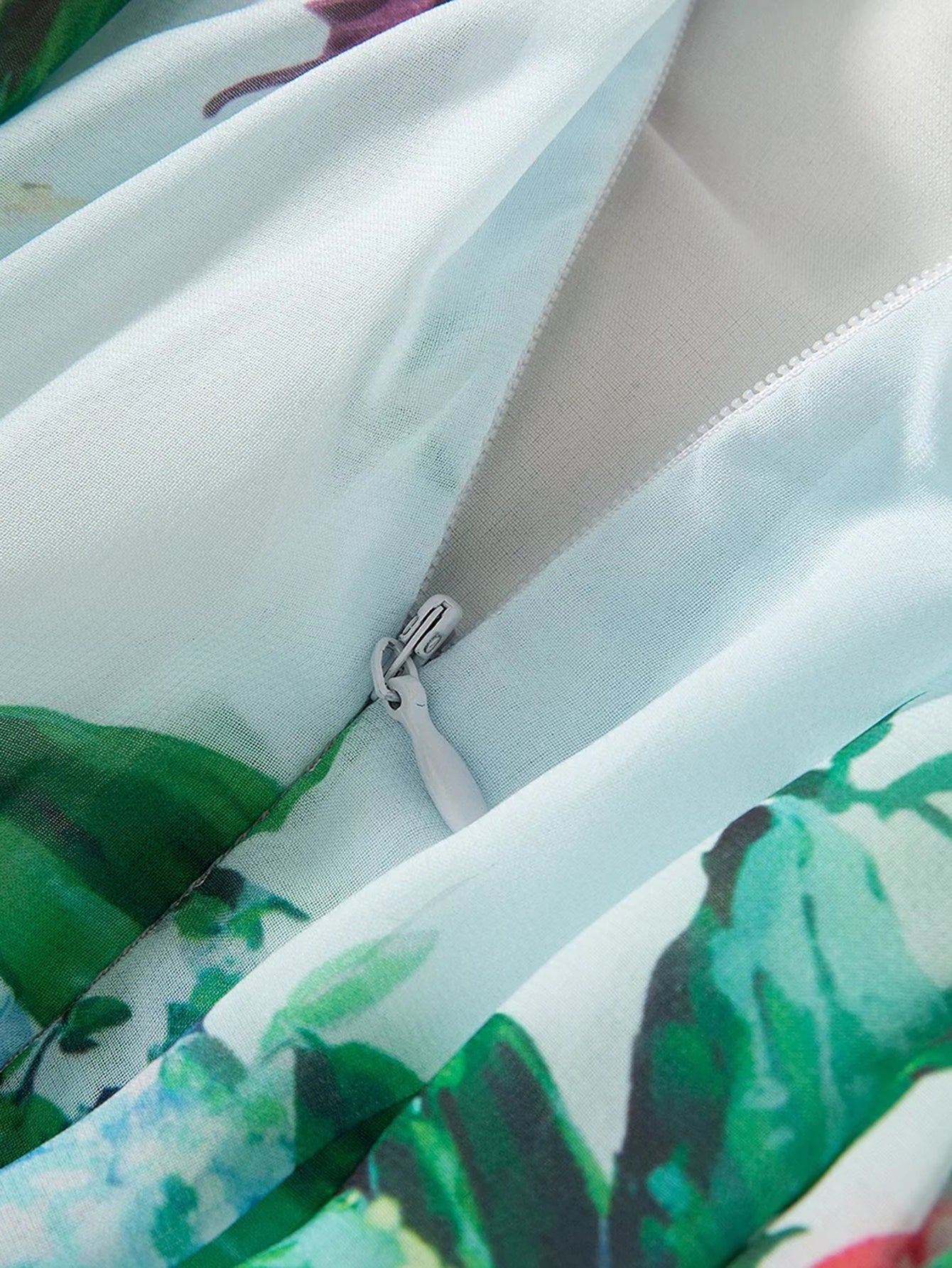 Zoya Chiffon Dress Threads & Bond