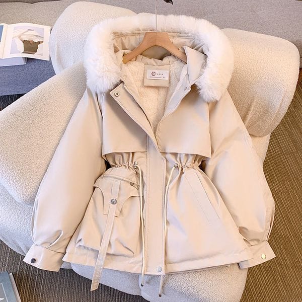 LEXI | ELEGANT BRÉVINE COAT WITH FAUX FUR COLLAR