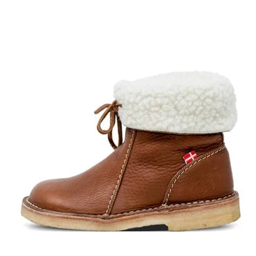 Katy | Waterproof boots with wool lining