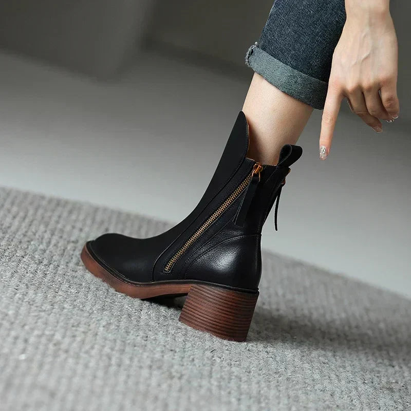 Katy | Leather zip ankle boots