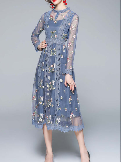 Ayaansh Midi Dress