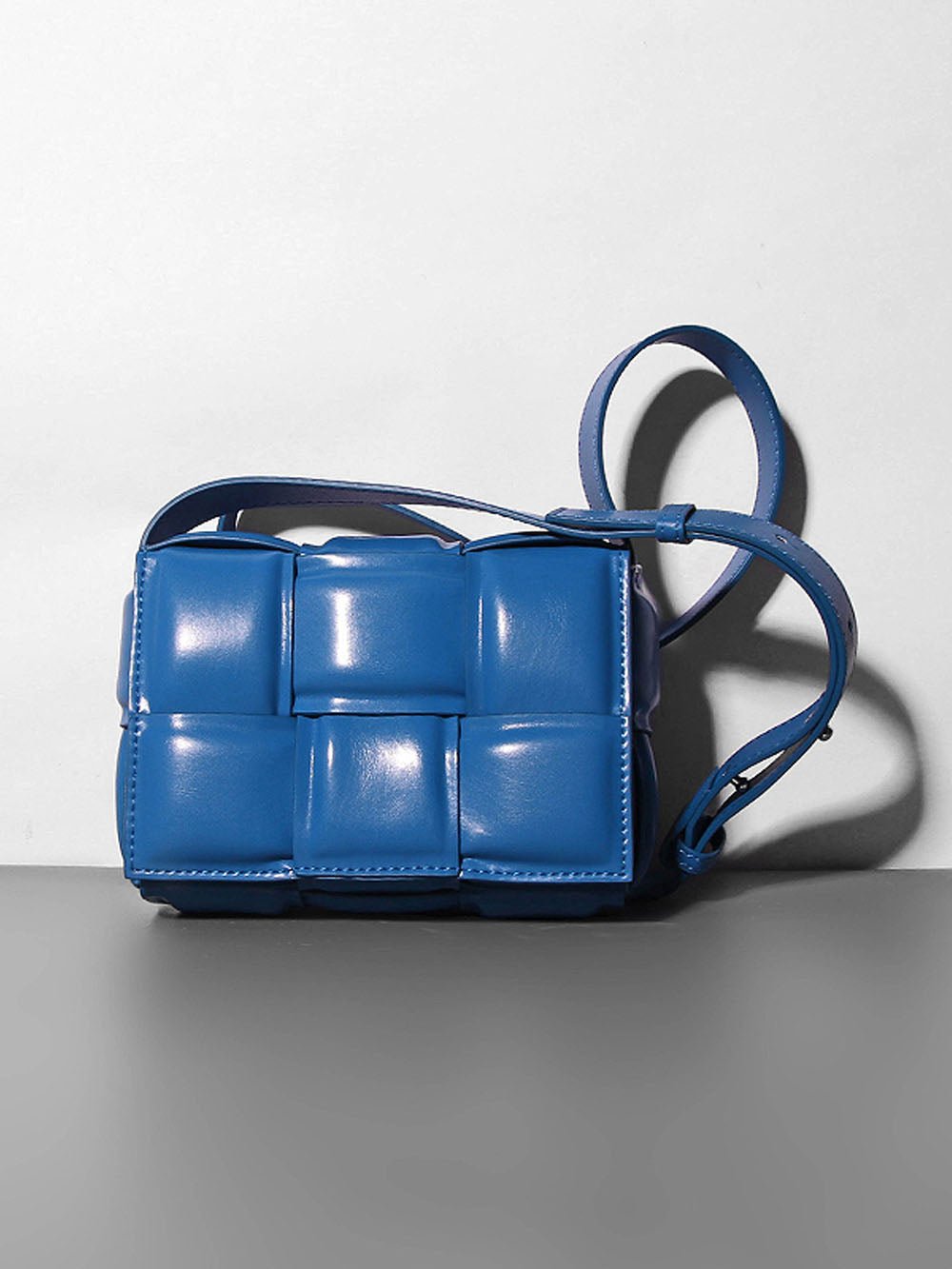 Marcia Shoulder Coin Crossbody Bag